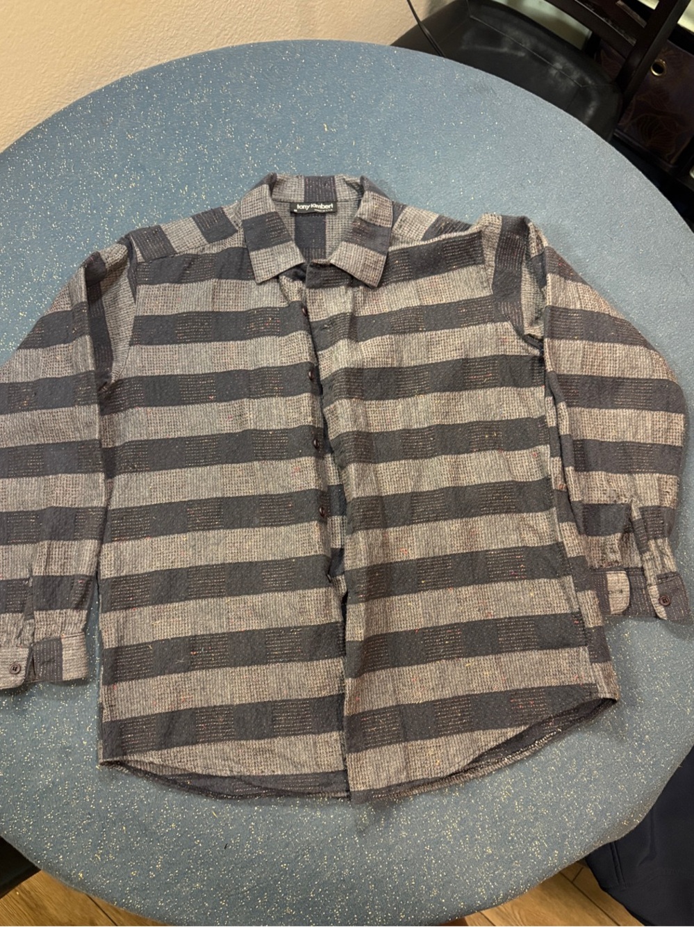 Striped Button-Down Shirt in Black and Gray multicolor 100% cotton vintage